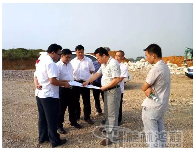 重鈣磨粉機，重鈣，HCH1395，超細環(huán)輥磨,武宣碳酸鈣