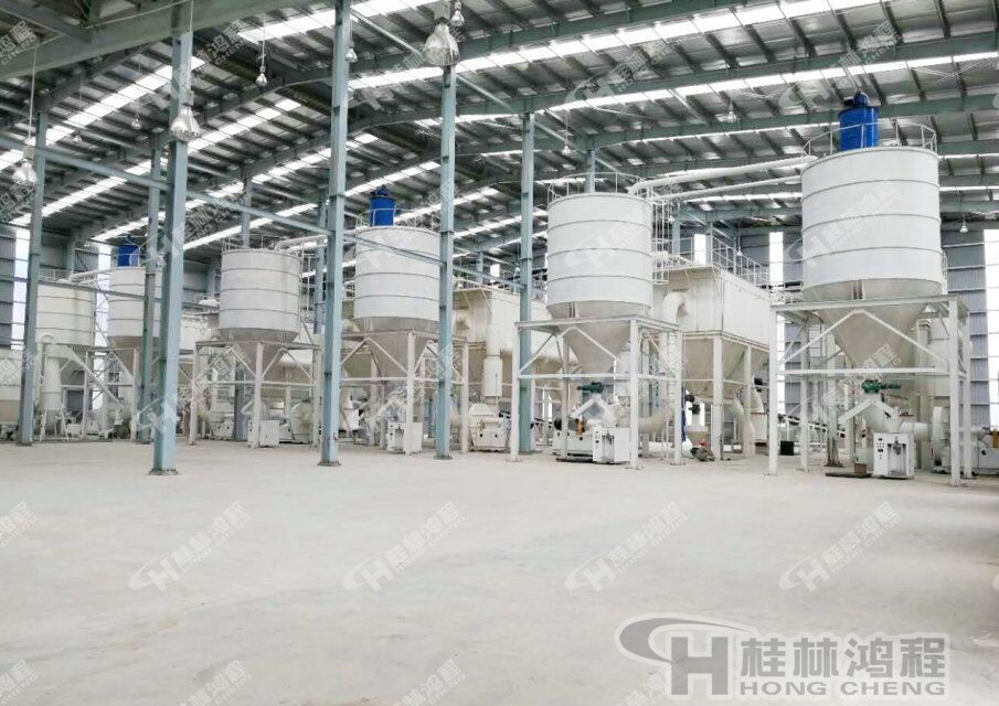 碳酸鈣磨粉機(jī)，超細(xì)環(huán)輥磨，食品級碳酸鈣磨粉機(jī)廠家多選它