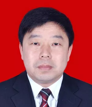 廣西賀州旺高工業(yè)區(qū)黨工委副書(shū)記、管委主任鄒雪群