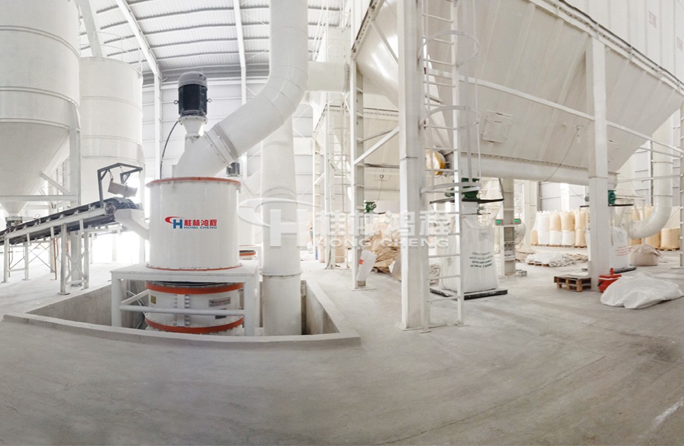 礦物磨粉設(shè)備機(jī)械廠家桂林鴻程 礦物磨粉設(shè)備機(jī)械廠家桂林鴻程