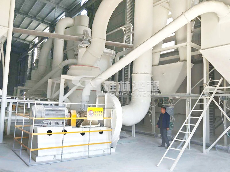 桂林鴻程雷蒙粉磨機(jī)HC1500擺式磨粉機(jī) 桂林鴻程雷蒙粉磨機(jī)HC1500擺式磨粉機(jī)